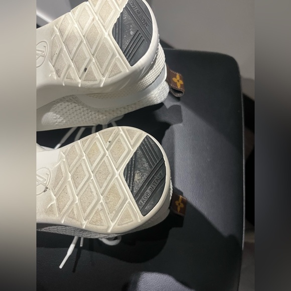 Lv women’s runners - Picture 7 of 13